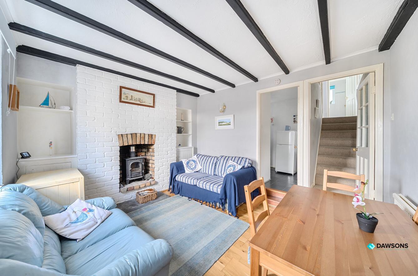 Village Lane, Mumbles, Swansea, SA3 4EB
